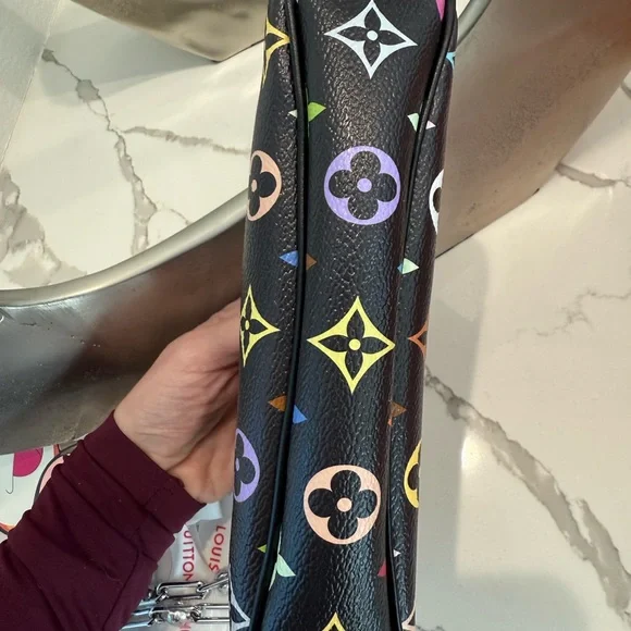 Sold BRAND NEW WITH Box & ribbon LOUIS VUITTON 2025 MURAKAMI X LV X TM 2025 - Picture 4 of 10